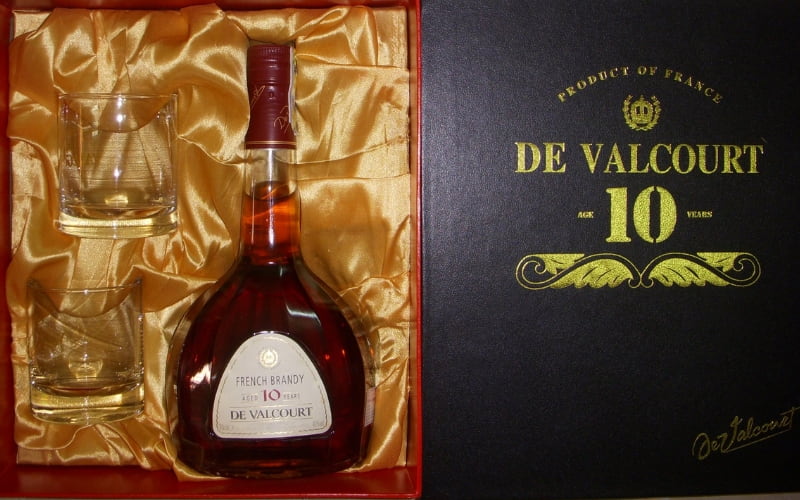 Đặc điểm của rượu De Valcourt 10 Year