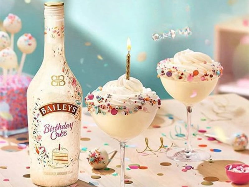 Đánh giá rượu Baileys Birthday Cake