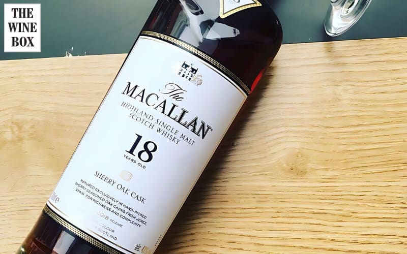 Một số thông tin về rượu Macallan 18 năm Sherry Oak