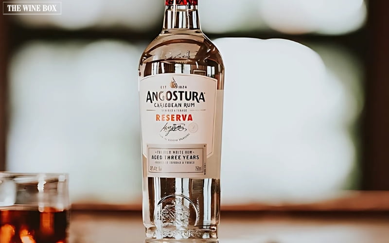 RUM ANGOSTURA RESERVA 3 Rượu Rum Angostura Reserva White được đánh giá là loại rượu ngon và cũng là món quà tặng ý nghĩa