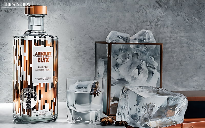 Một số thông tin của rượu Absolut Elyx 4.5 lít