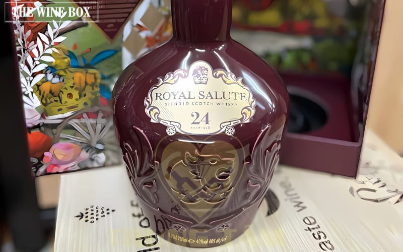 Một số đặc điểm nổi bật của rượu Royal Salute 24 năm hộp quà Tết 2022