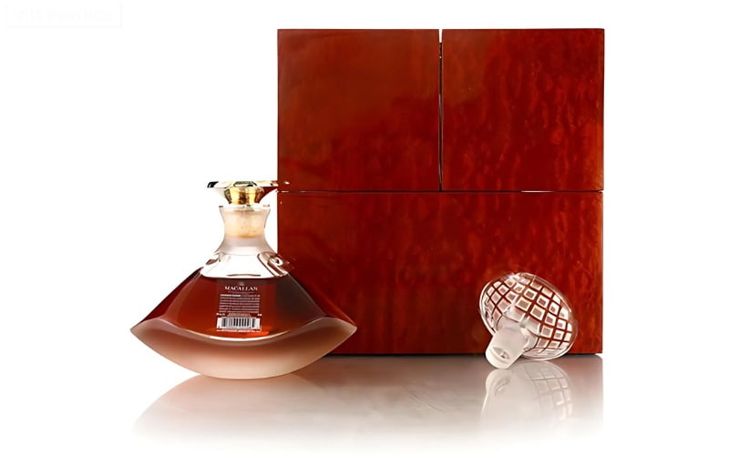 Một số thông tin về rượu Macallan 72 năm The Genesis Decanter